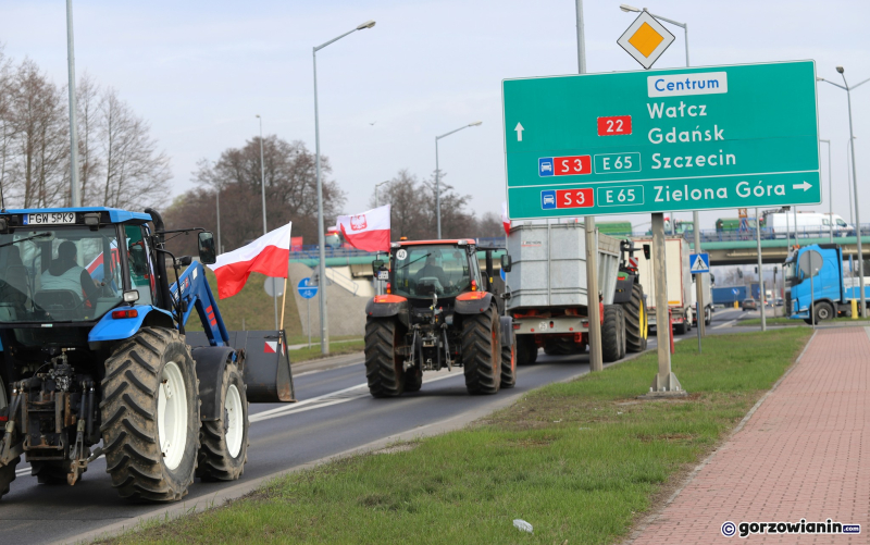10/20 Protest rolników w Gorzowie. Zablokowany węzeł S3 Gorzów Południe