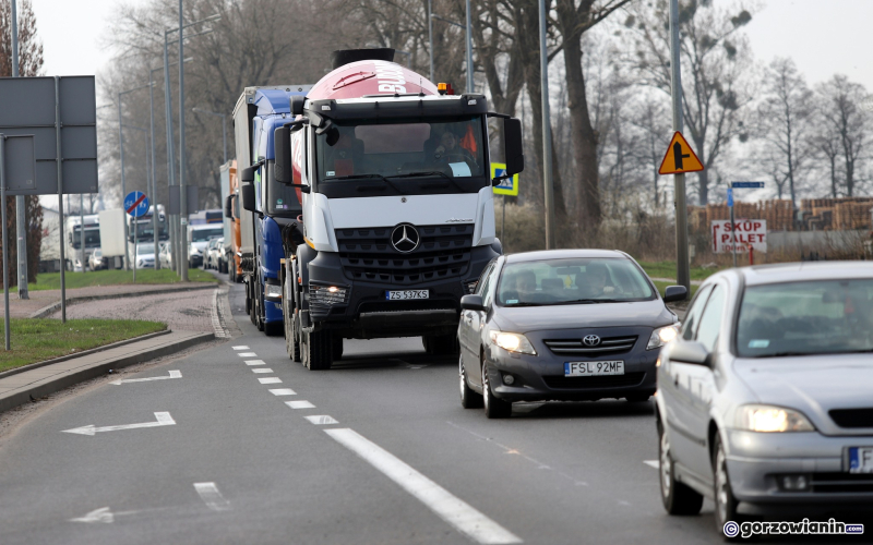 11/20 Protest rolników w Gorzowie. Zablokowany węzeł S3 Gorzów Południe