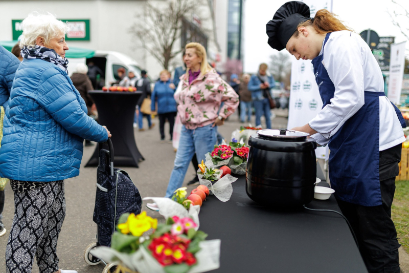 3/10 Wielkanocne gotowanie na ryneczku Jerzego