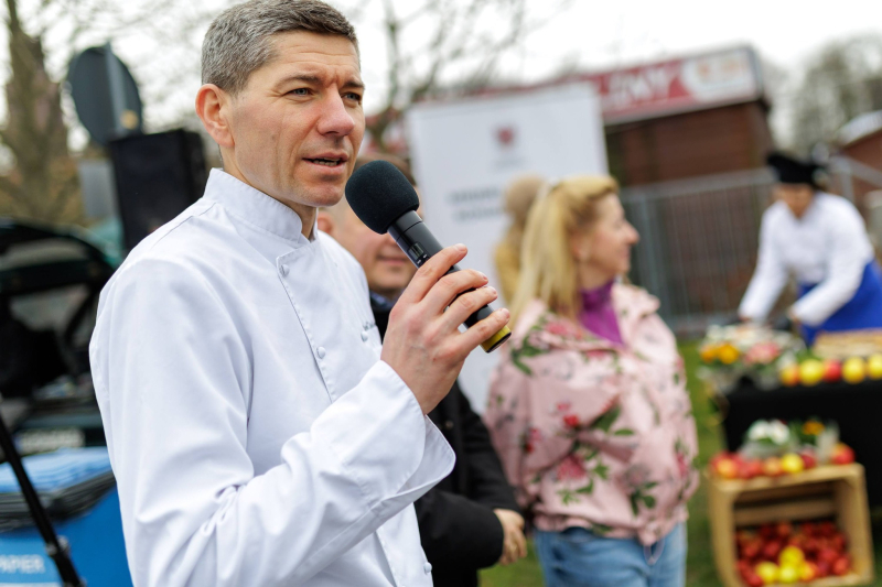 5/10 Wielkanocne gotowanie na ryneczku Jerzego