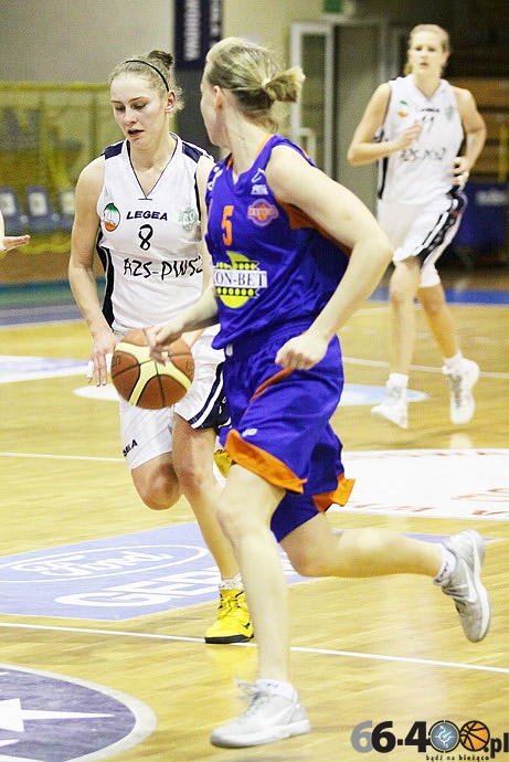 26/30 AZS II PWSZ Gorzów - PWSZ Kon-Bet Konin 67:58