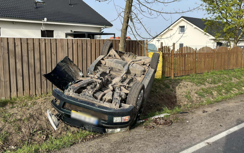 4/5 Czołówka mitsubishi i mercedesa w Janczewie
