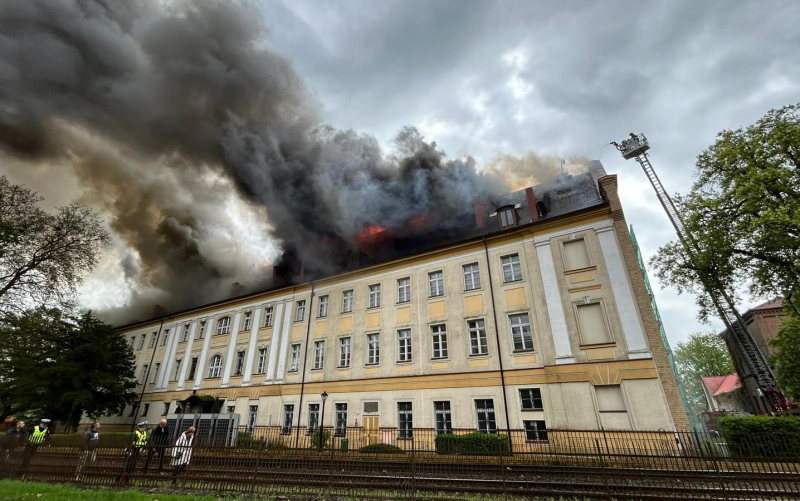 12/13 Pożar budynków AJP w Gorzowie