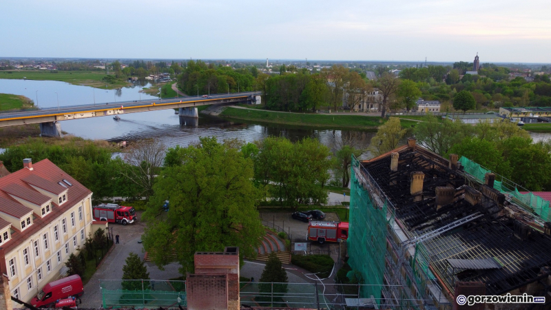 7/7 Zniszczenia po pożarze AJP w Gorzowie