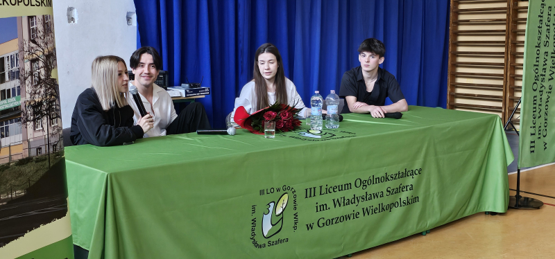 7/7 Dawid Kwiatkowski w III LO rozmawia z młodzieżą o hejcie