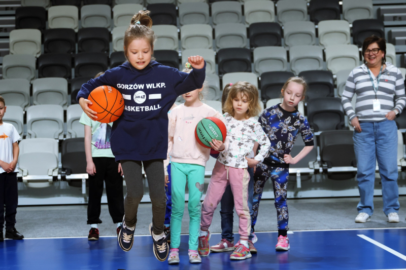 3/128 Lekcja WF z wicemistrzyniami Polski w Arenie Gorzów