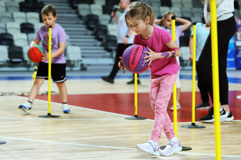 7/128 Lekcja WF z wicemistrzyniami Polski w Arenie Gorzów