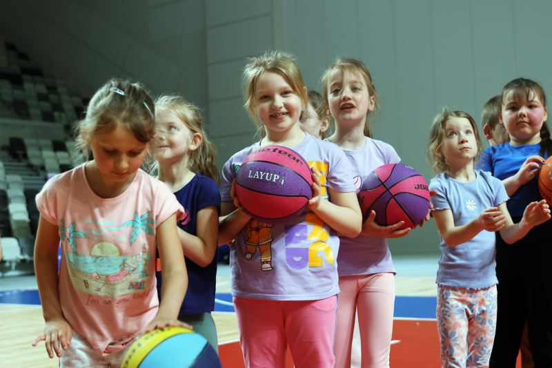 22/128 Lekcja WF z wicemistrzyniami Polski w Arenie Gorzów