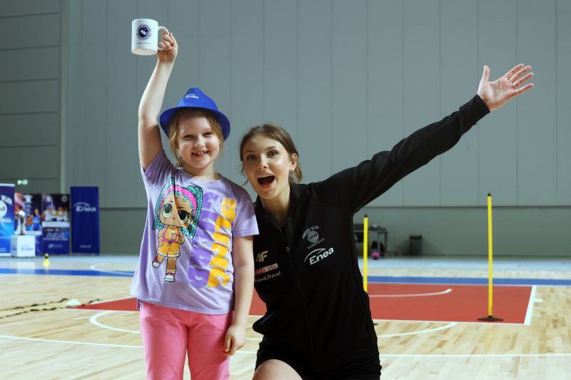 39/128 Lekcja WF z wicemistrzyniami Polski w Arenie Gorzów