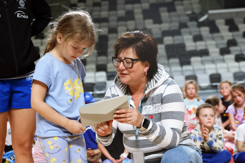 43/128 Lekcja WF z wicemistrzyniami Polski w Arenie Gorzów