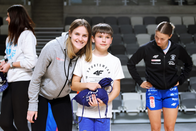 67/128 Lekcja WF z wicemistrzyniami Polski w Arenie Gorzów