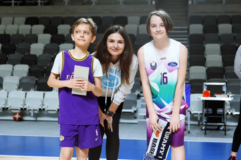 69/128 Lekcja WF z wicemistrzyniami Polski w Arenie Gorzów