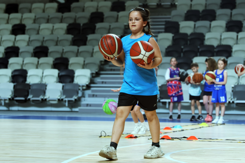 99/128 Lekcja WF z wicemistrzyniami Polski w Arenie Gorzów