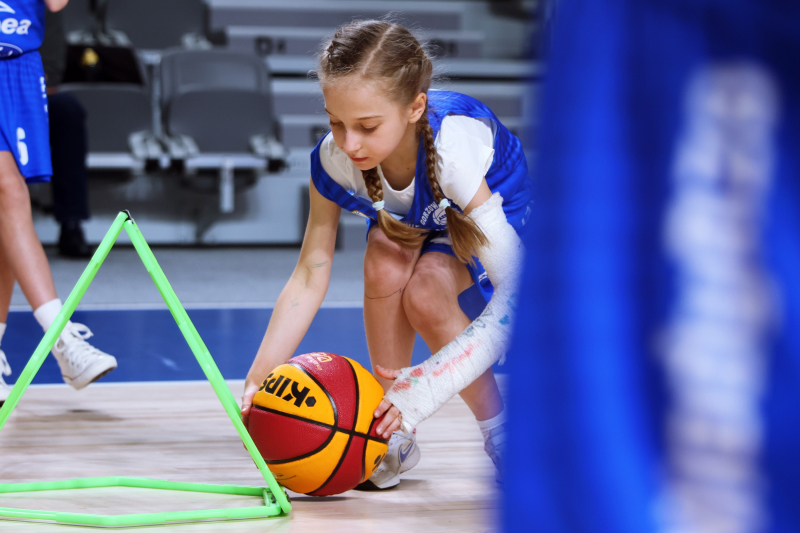 106/128 Lekcja WF z wicemistrzyniami Polski w Arenie Gorzów