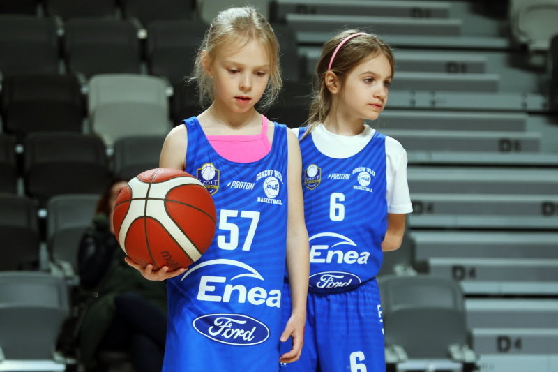 107/128 Lekcja WF z wicemistrzyniami Polski w Arenie Gorzów