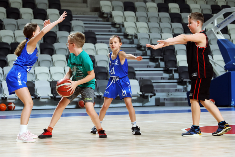 117/128 Lekcja WF z wicemistrzyniami Polski w Arenie Gorzów