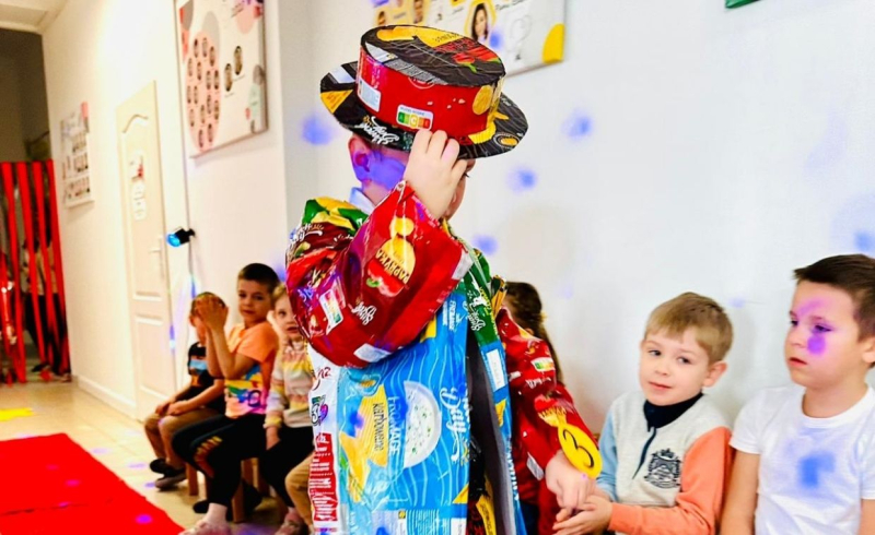 15/15 Eko pokaz mody w Przedszkolu Kolorowe Motyle w Gorzowie