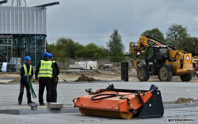 6/24 Tak wygląda park handlowy Silwana od środka