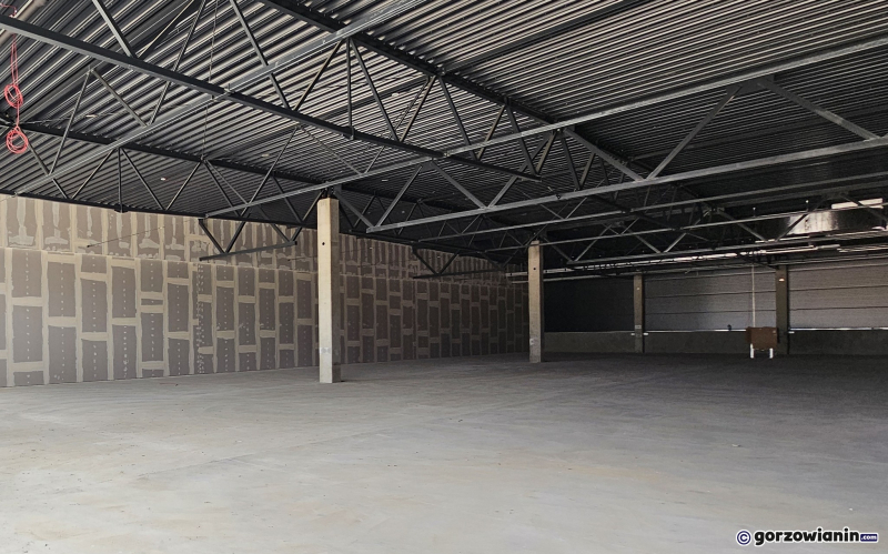 19/24 Tak wygląda park handlowy Silwana od środka