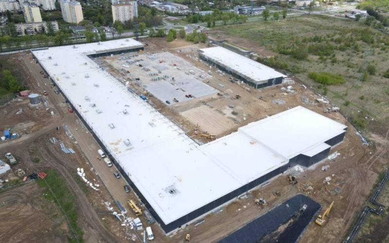 21/24 Tak wygląda park handlowy Silwana od środka