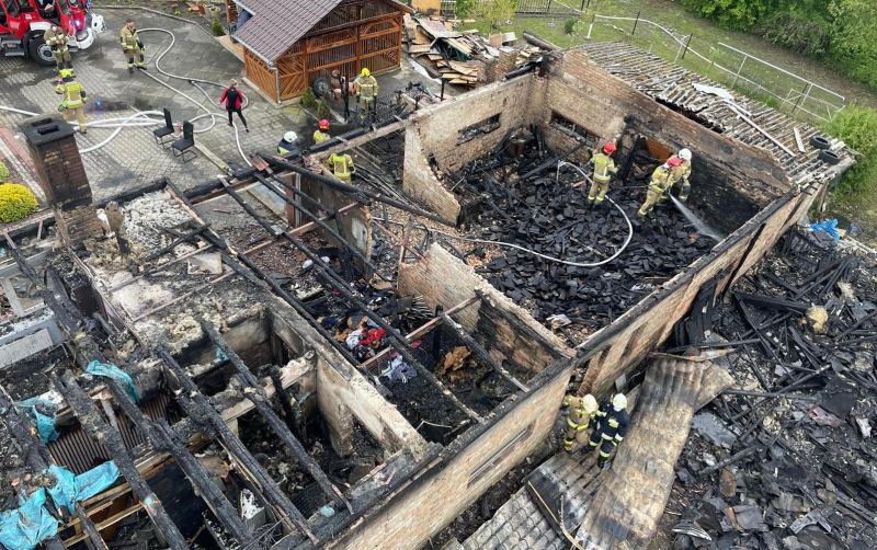 6/9 Pożar domu w Lipkach Wielkich. Zostały same zgliszcza