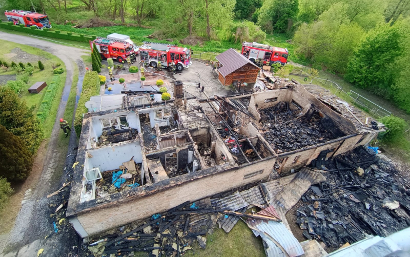 9/9 Pożar domu w Lipkach Wielkich. Zostały same zgliszcza