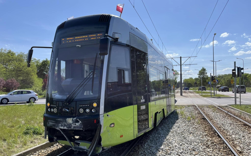 8/9 Zderzenie opla z tramwajem w Gorzowie