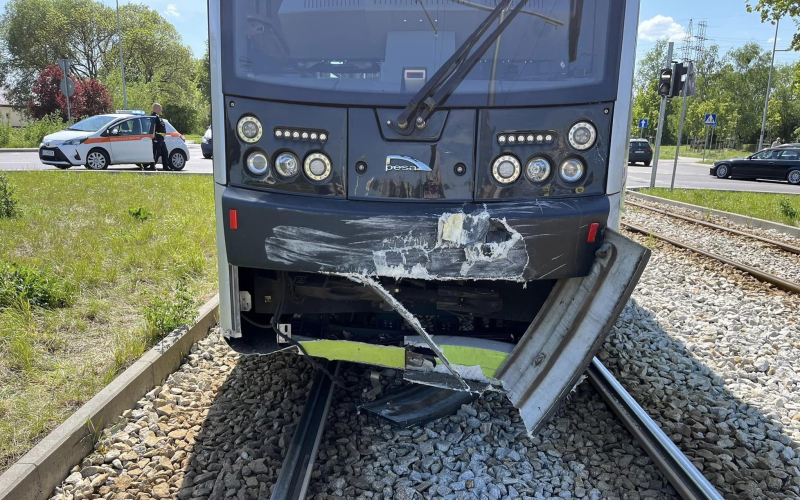 9/9 Zderzenie opla z tramwajem w Gorzowie