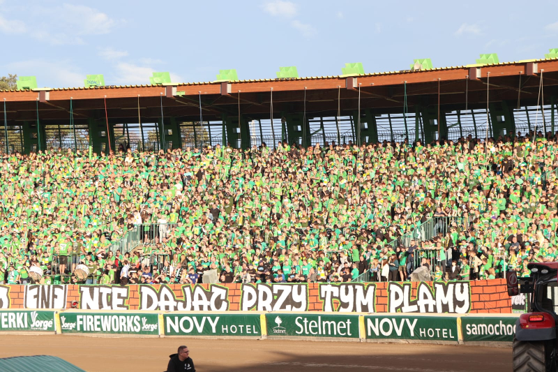 4/52 Żużel: NovyHotel Falubaz Zielona Góra - ebut.pl Stal Gorzów