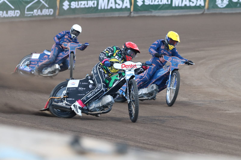 23/52 Żużel: NovyHotel Falubaz Zielona Góra - ebut.pl Stal Gorzów