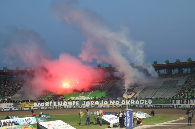 35/52 Żużel: NovyHotel Falubaz Zielona Góra - ebut.pl Stal Gorzów