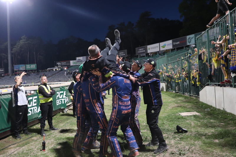 45/52 Żużel: NovyHotel Falubaz Zielona Góra - ebut.pl Stal Gorzów