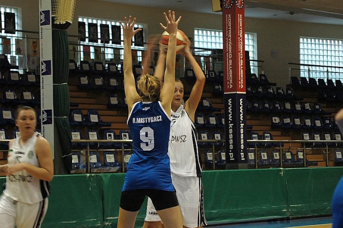 4/25 AZS II PWSZ Gorzów - MUKS Poznań 61:48 