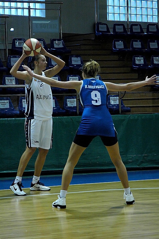 13/25 AZS II PWSZ Gorzów - MUKS Poznań 61:48 