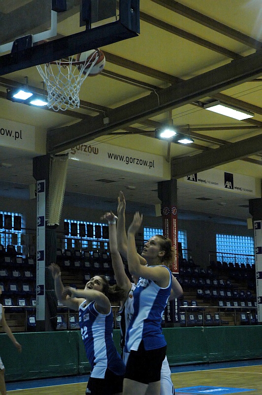 20/25 AZS II PWSZ Gorzów - MUKS Poznań 61:48 