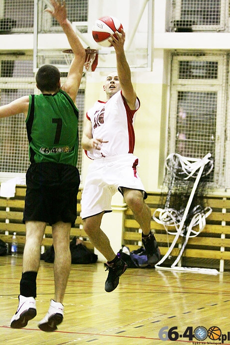 25/36 EBL: Zlepek - 66-400.pl Basket 45:43