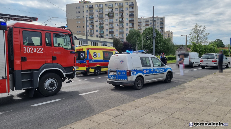 1/7 Wypadek przy Pomorskiej w Gorzowie. Zderzyły się trzy pojazdy