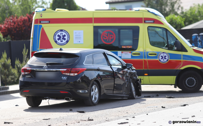 7/7 Zderzenie skody i hyundaia w Ciecierzycach
