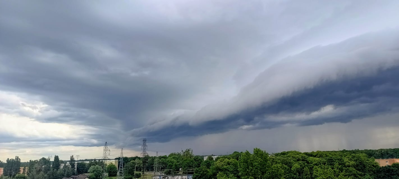 7/12 Zachwyca i przeraża. Chmura szelfowa nad Gorzowem 