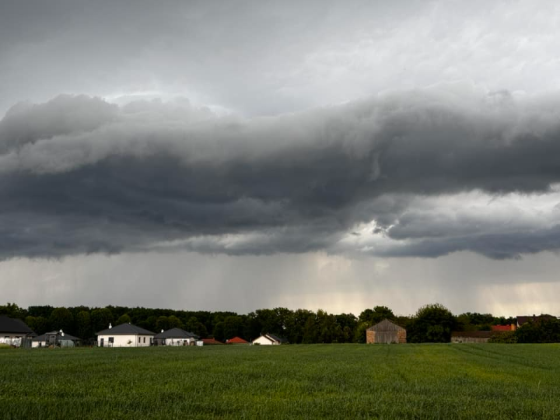 9/12 Zachwyca i przeraża. Chmura szelfowa nad Gorzowem 