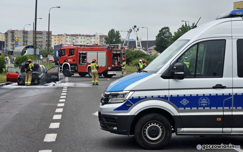 7/7 Pożar audi przy ul. Górczyńskiej
