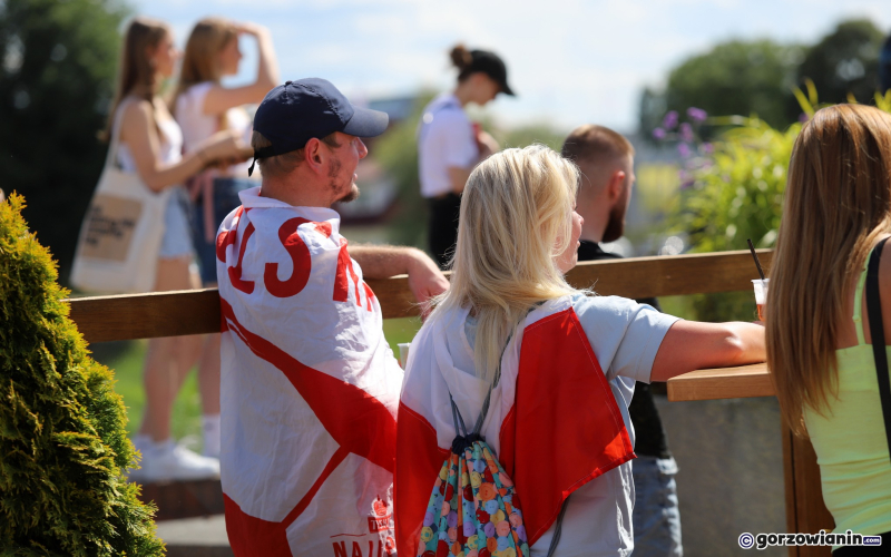 7/26 Mieszkańcy Gorzowa kibicują Polakom w strefie kibica