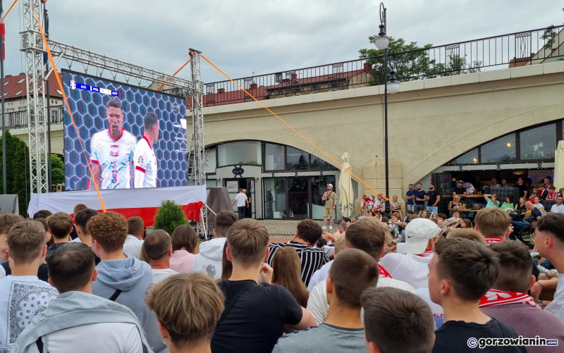 3/17 Gorzowianie kibicują podczas meczu Polska - Austria