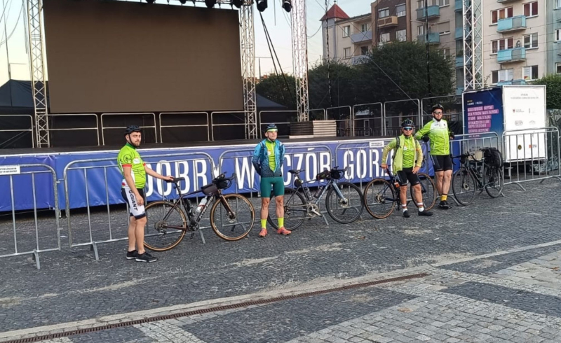 2/7 Zakręceni dla Oliwii przemierzają rowerami Polskę