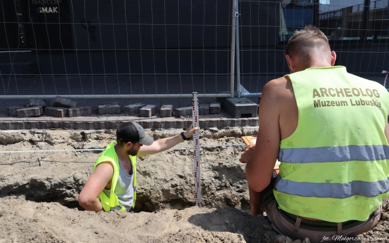 7/11 Odkrycia archeologiczne przy ul. Spichrzowej w Gorzowie