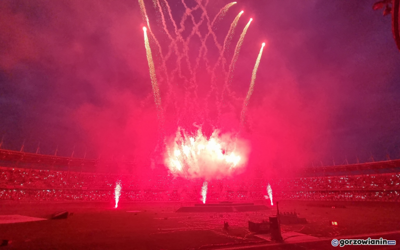 4/8 Pokaz fajerwerków Grand Prix w Gorzowie 2024