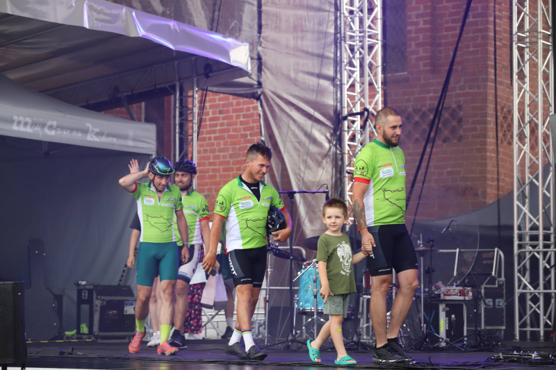 3/12 Zakręceni dla Oliwii przejechali 1500 km