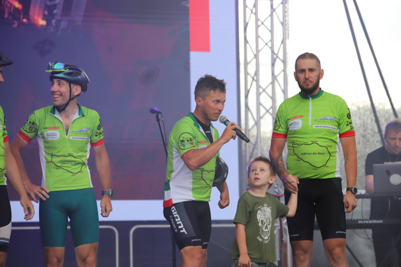 8/12 Zakręceni dla Oliwii przejechali 1500 km