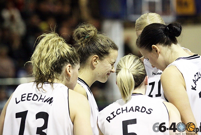 27/51 KSSSE AZS PWSZ Gorzów - Beretta-Famila Schio 70:74