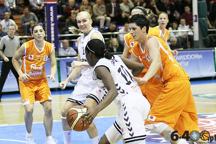 35/51 KSSSE AZS PWSZ Gorzów - Beretta-Famila Schio 70:74